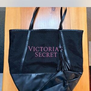 Victoria's Secret black and pink tote bag